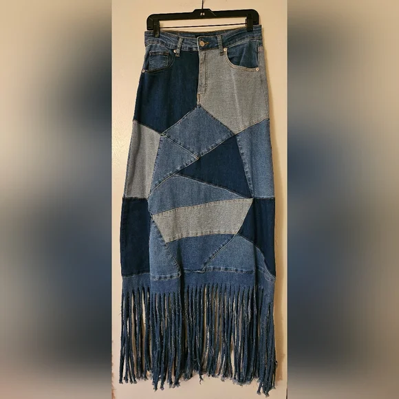 Akira Michelle Maxi Denim Skirt - Picture 6 of 8